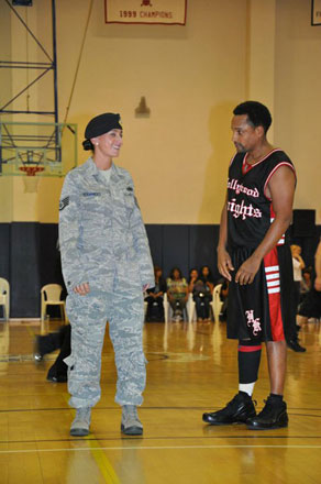 USO INTERNATIONAL TOUR PHOTOS