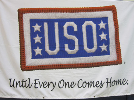 USO INTERNATIONAL TOUR PHOTOS